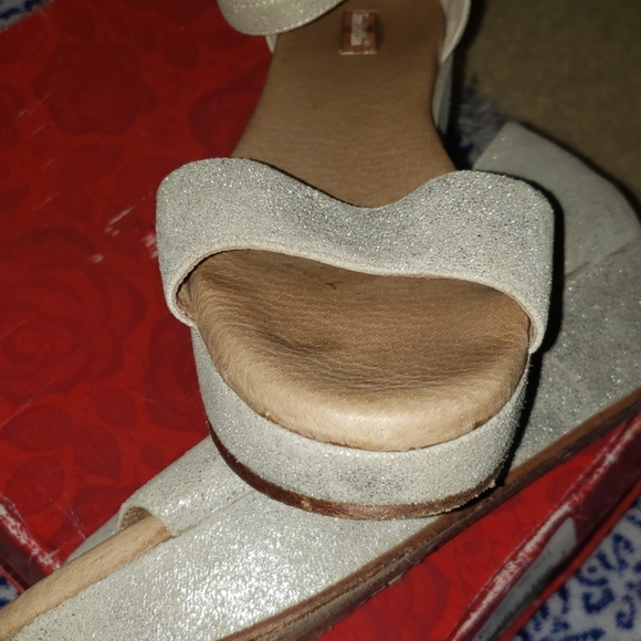 GEE WAWA - Picture 5 of 6